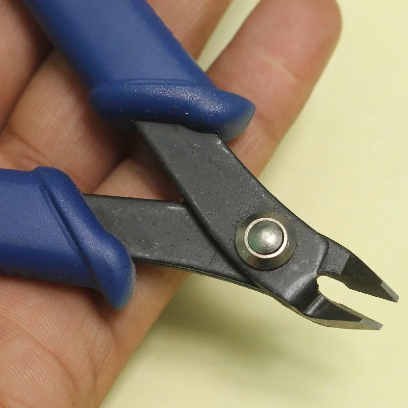 Precision Needle Nose Pliers for Small Components-Jewellery Making Sharp Nipper Plier